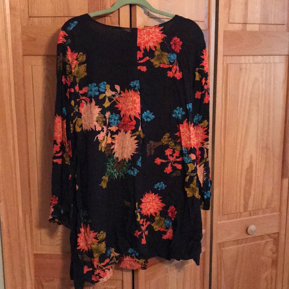 Black long sleeve swing dress - Picture 3 of 3
